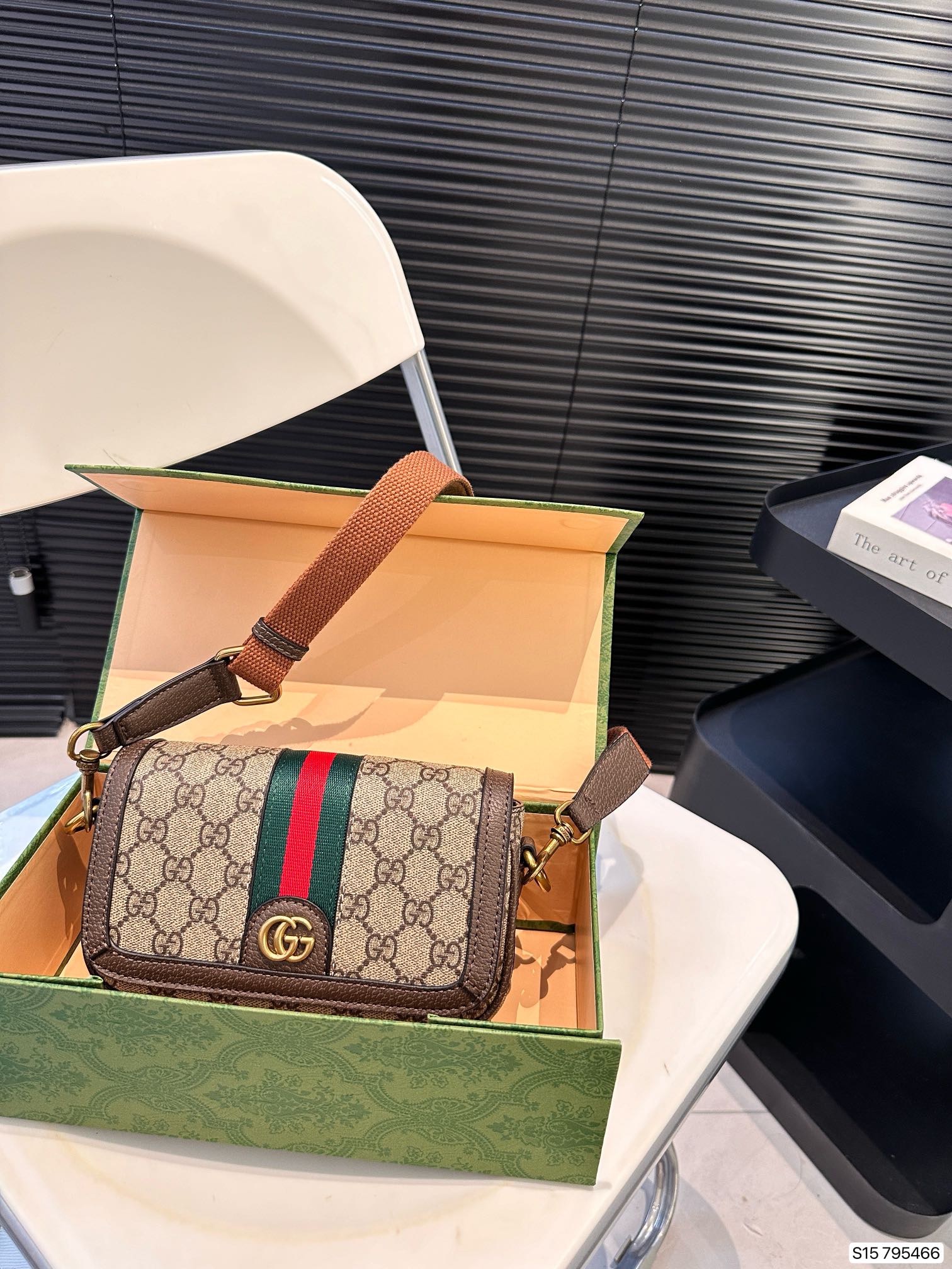 ⬆️23555-Gucci-399 gallery