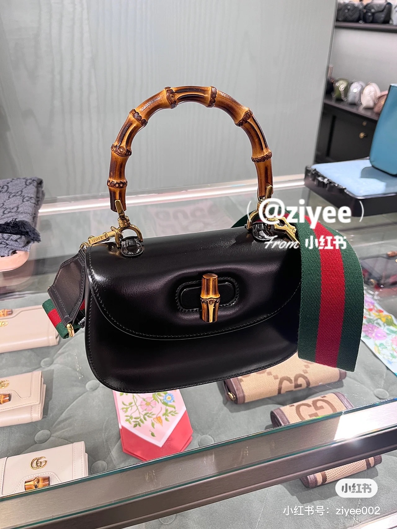 ⬆️23564-Gucci-745 gallery