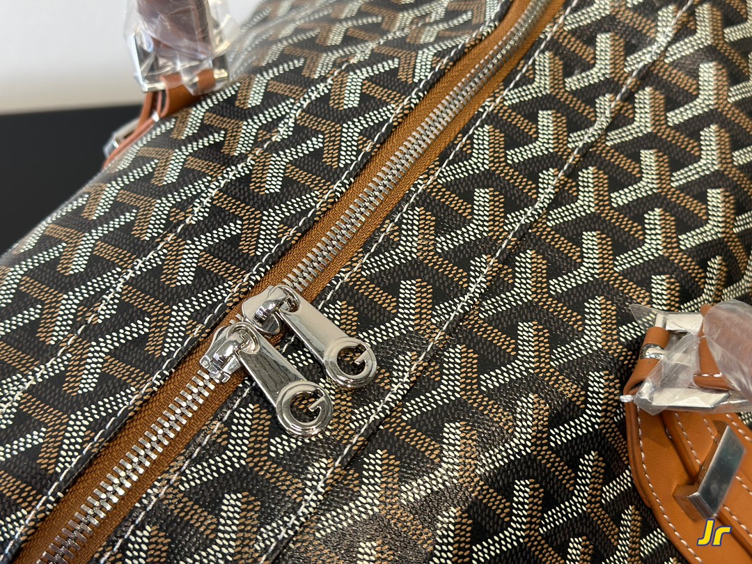 ⬆️23576-goyard-599 gallery