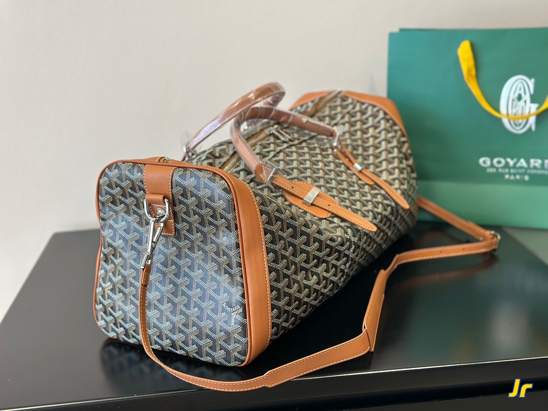 ⬆️23576-goyard-599 gallery