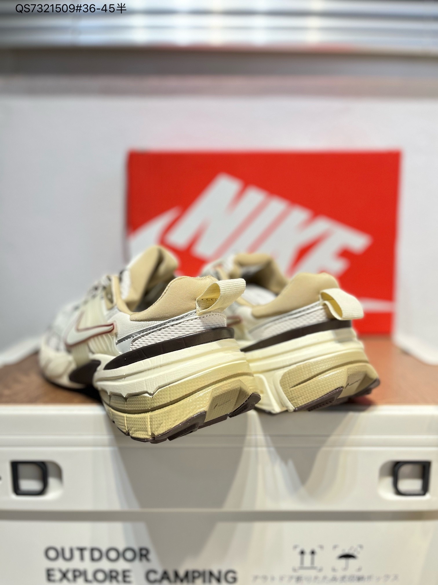 ⬆️23608-NIKE-510 gallery