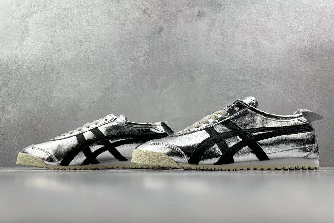 ⬆️23623-Asics-645 gallery