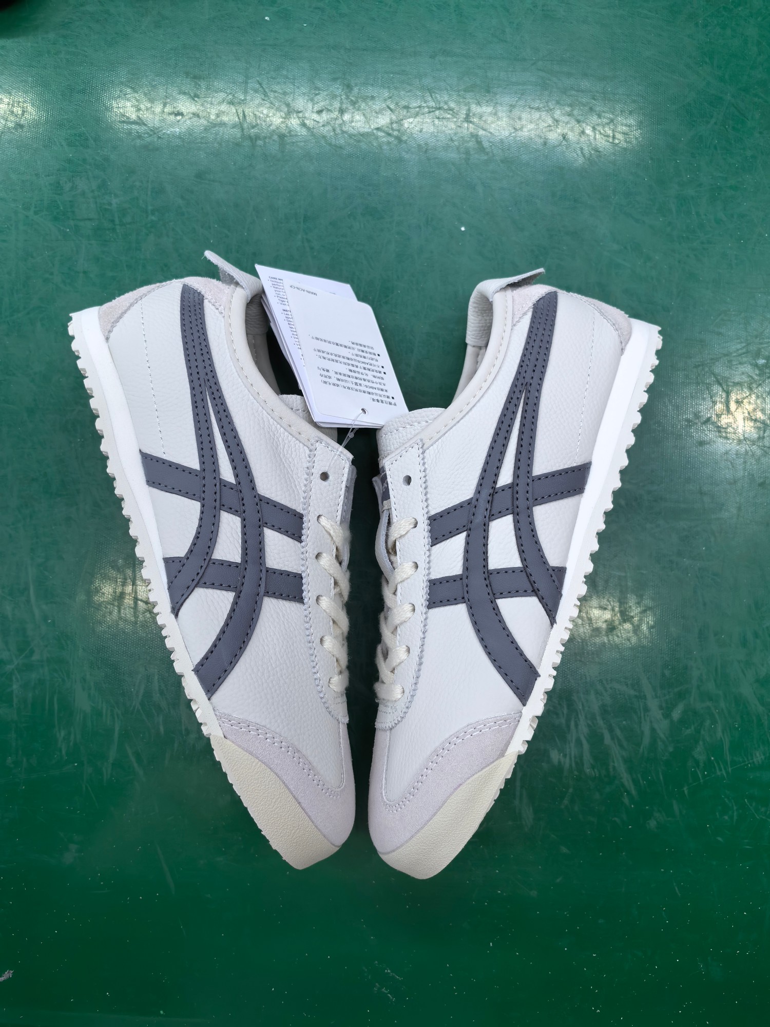 ⬆️23640-Asics-489 gallery