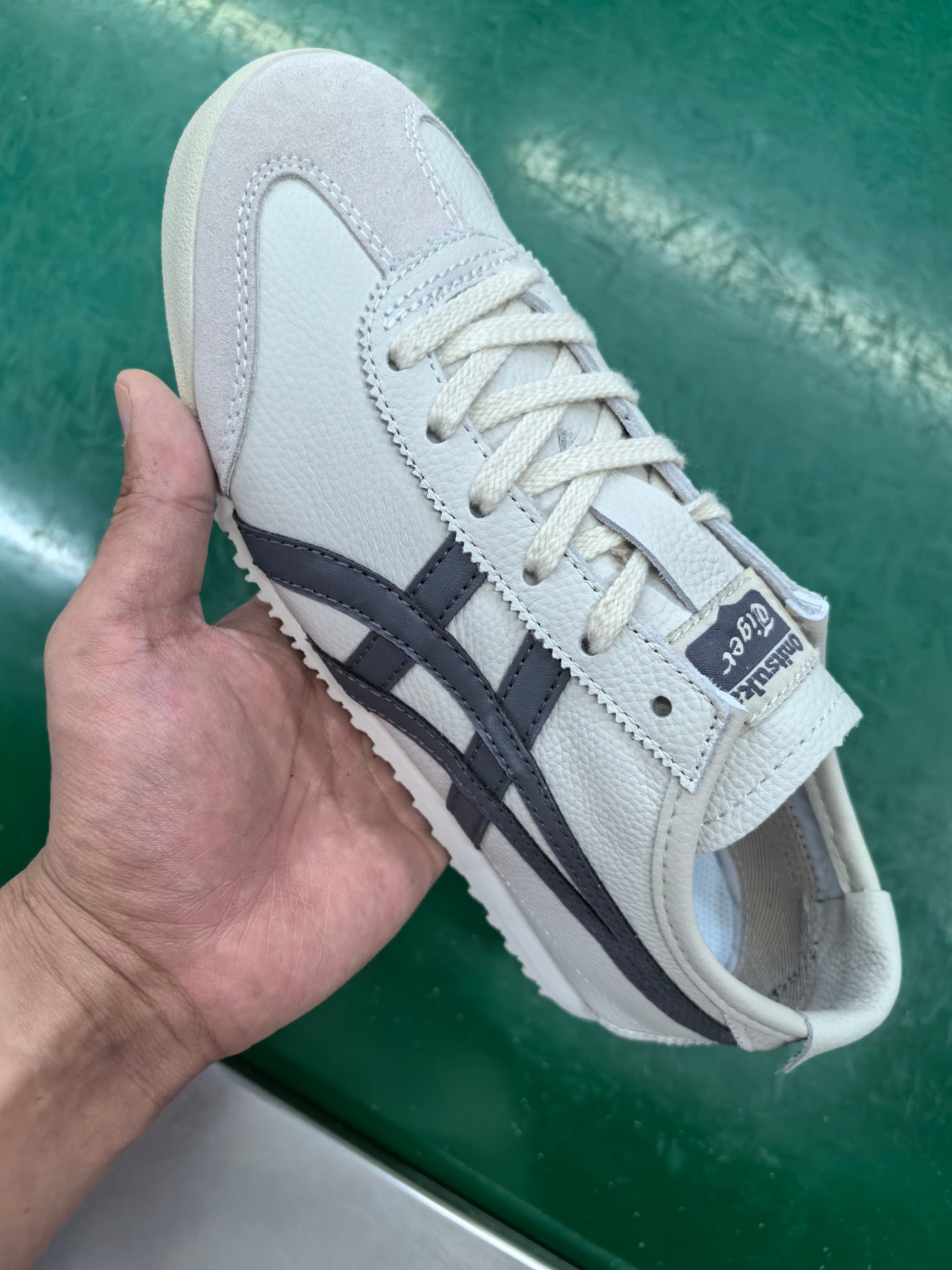 ⬆️23640-Asics-489 gallery