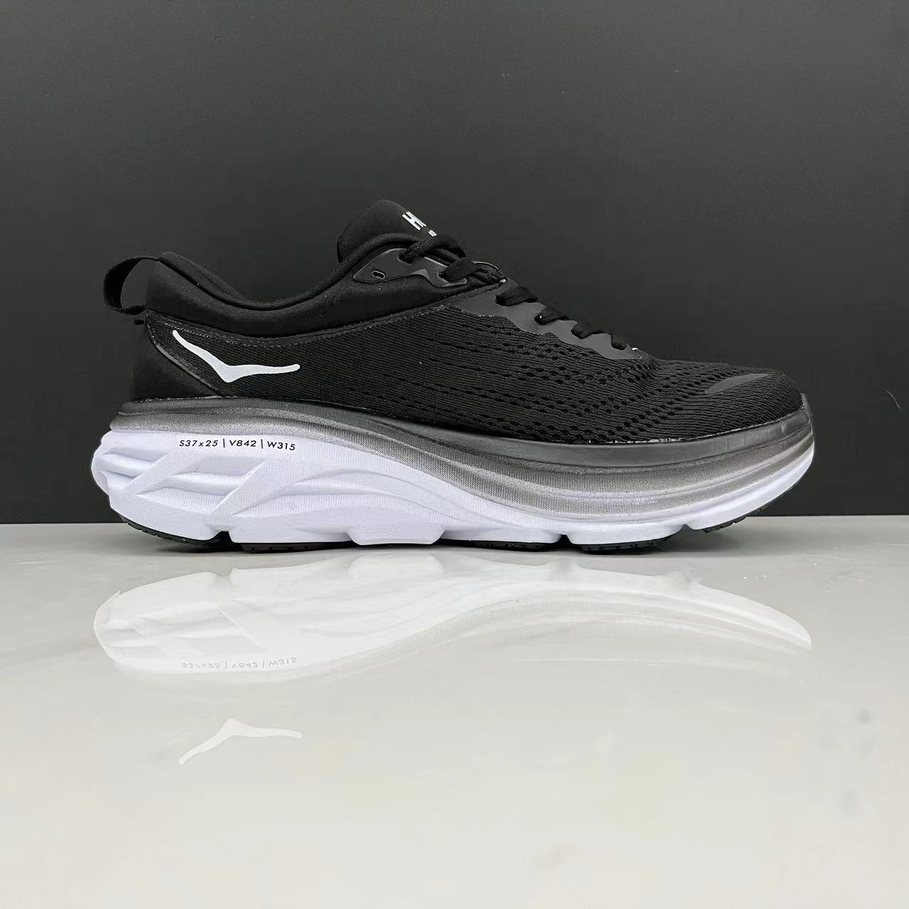 ⬆️23642-HOKA-445 gallery