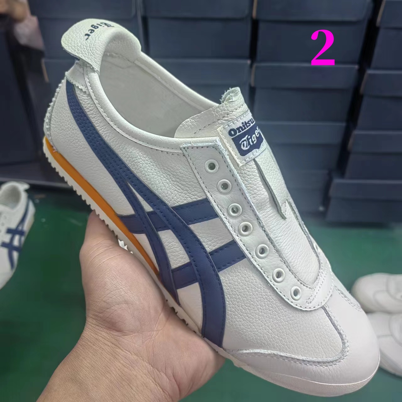 ⬆️23649-Asics-489 gallery