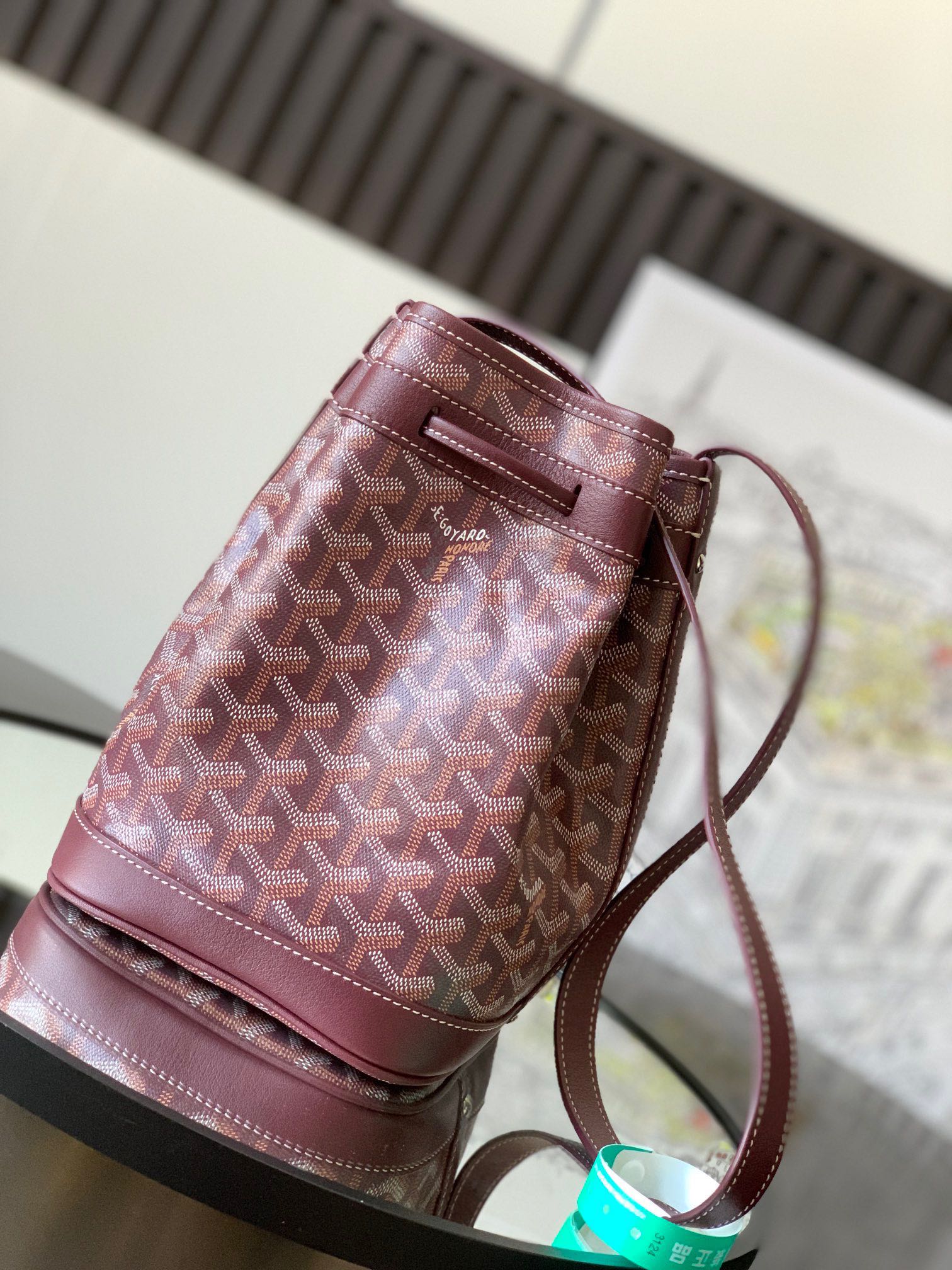 ⬆️23653-goyard-585 gallery