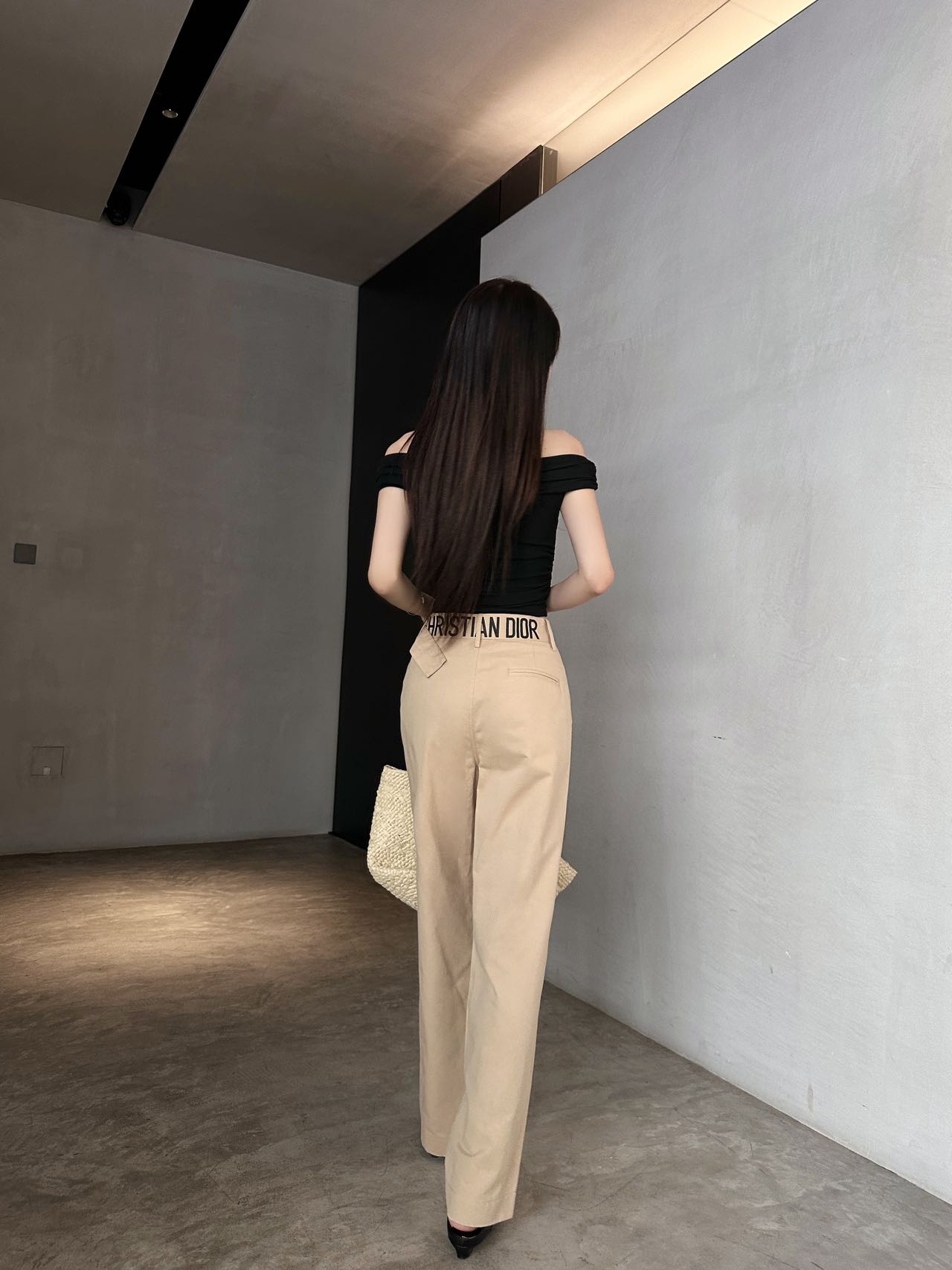 ⬆️23655-dior-399 gallery