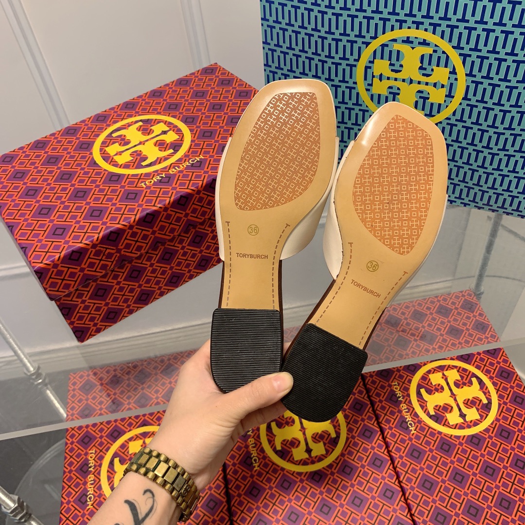 ⬆️23674-Tory Burch-535 gallery