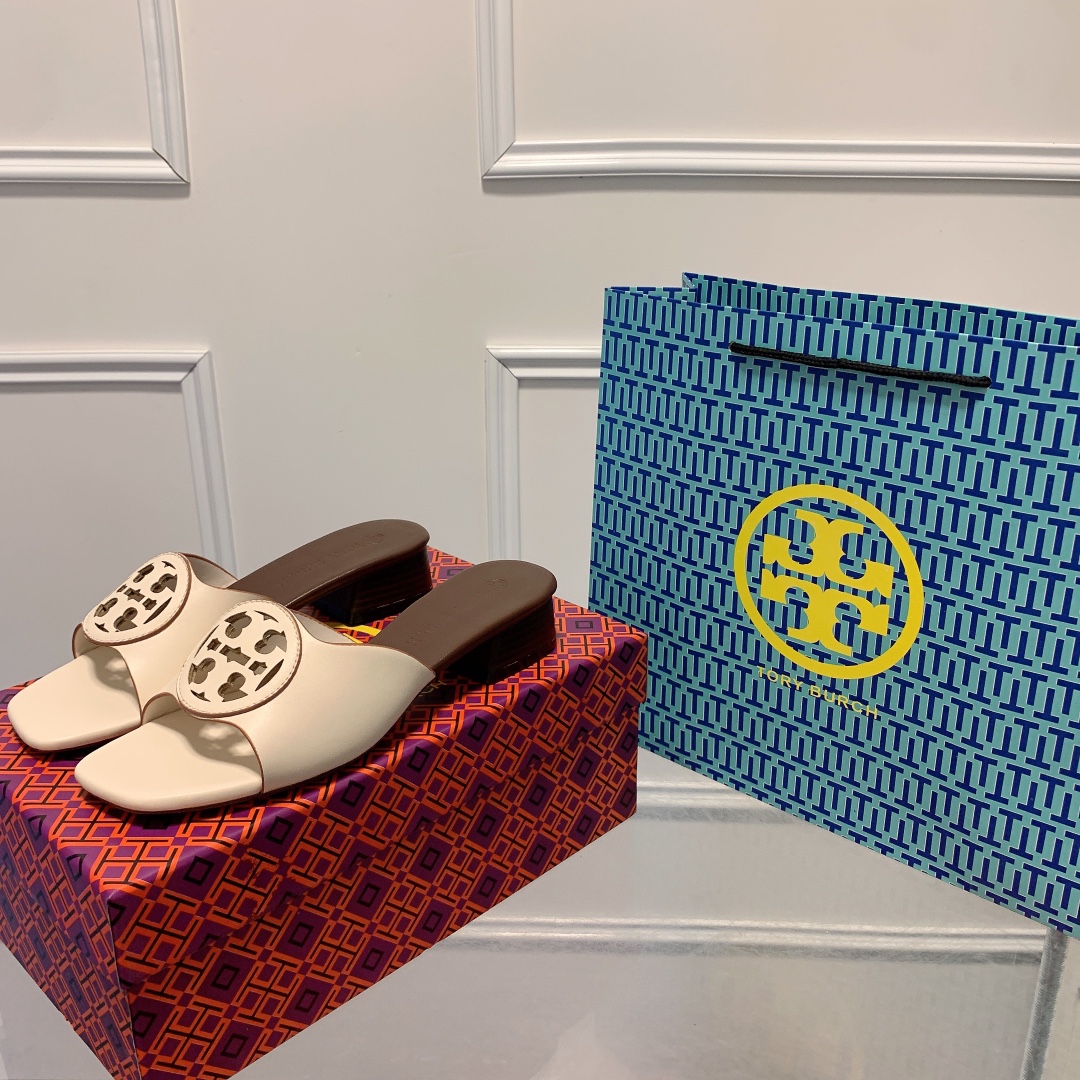 ⬆️23674-Tory Burch-535 gallery