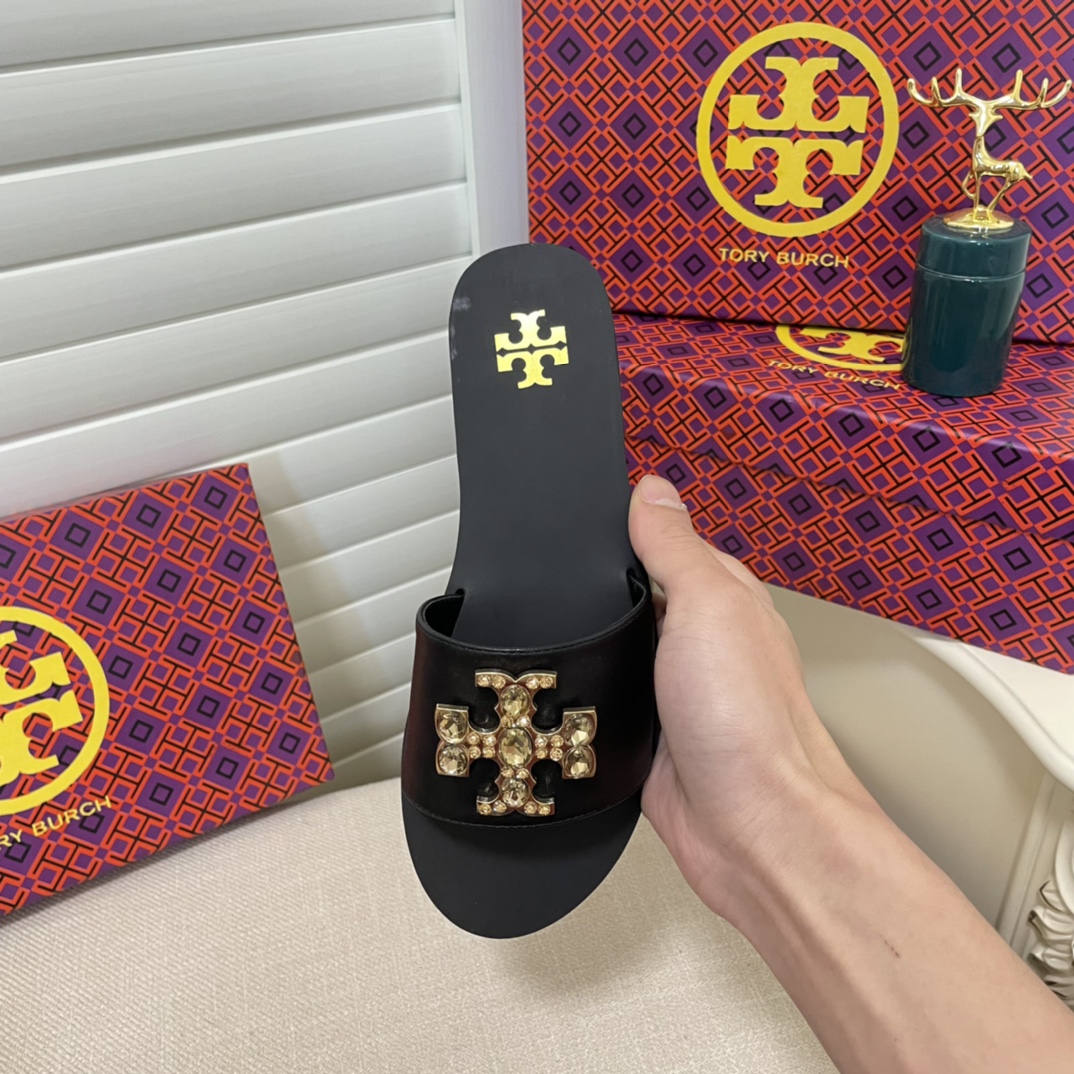 ⬆️23676-Tory Burch-510 gallery