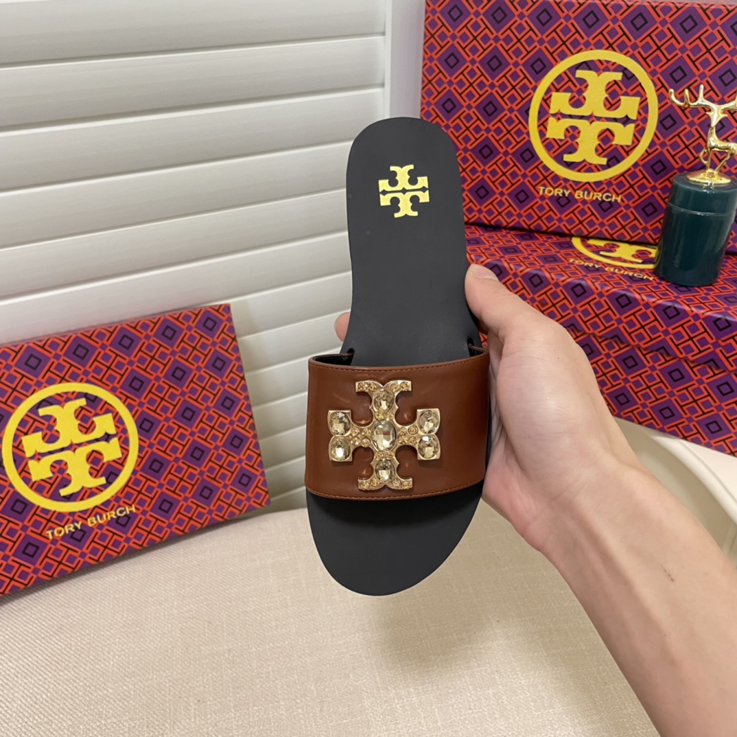 ⬆️23676-Tory Burch-510 gallery