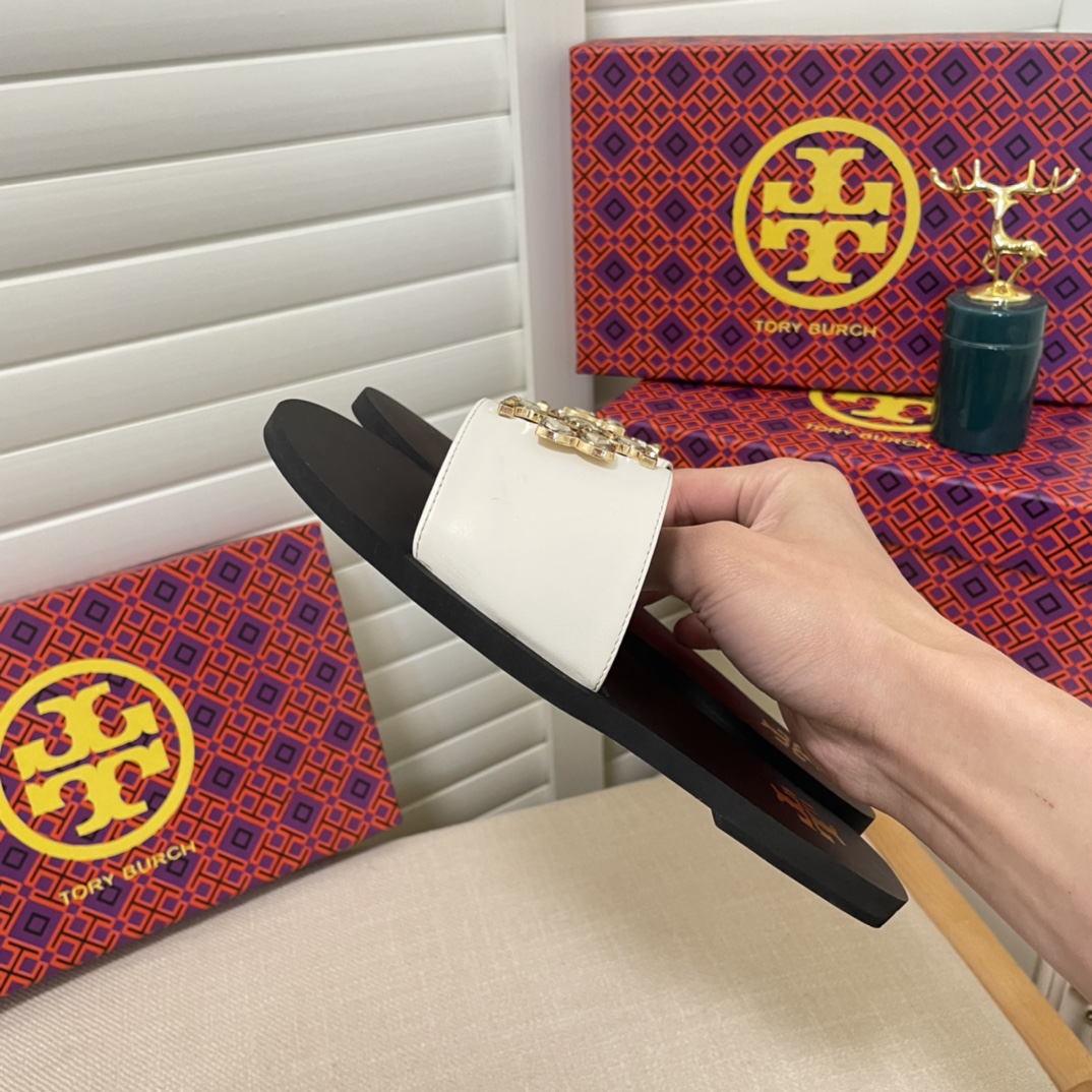 ⬆️23676-Tory Burch-510 gallery