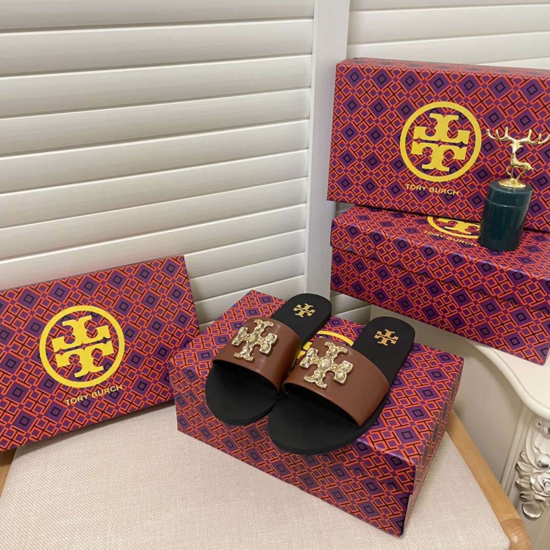 ⬆️23676-Tory Burch-510 gallery