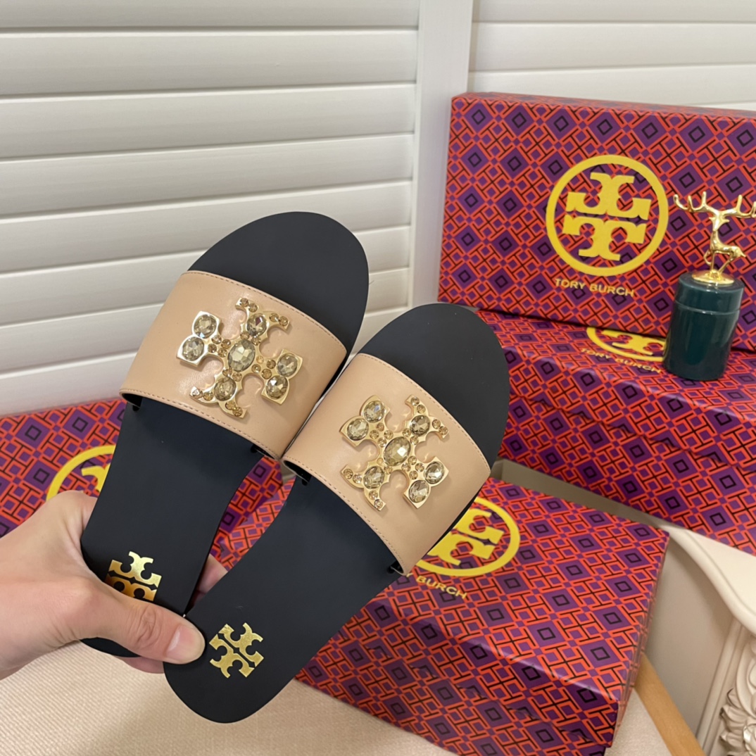 ⬆️23676-Tory Burch-510 gallery