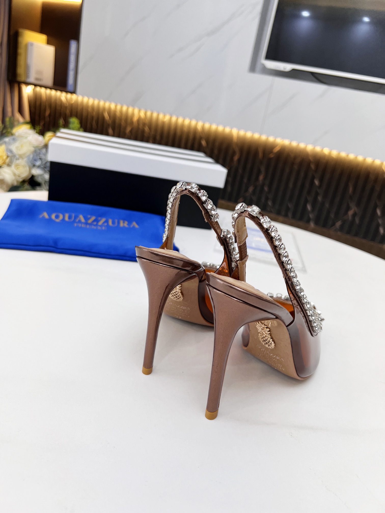 ⬆️23687-AQUAZZURA-799 gallery