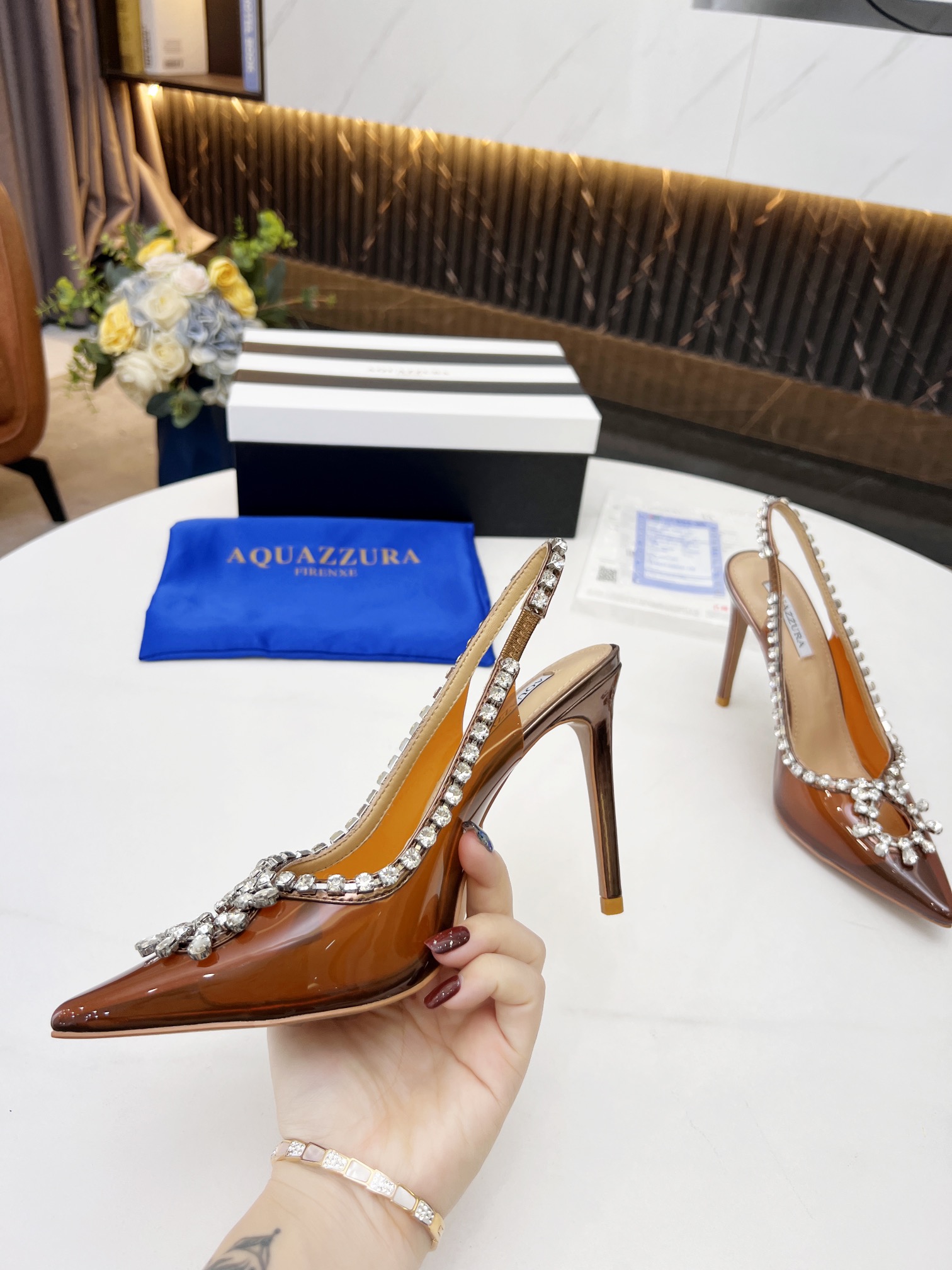 ⬆️23687-AQUAZZURA-799 gallery