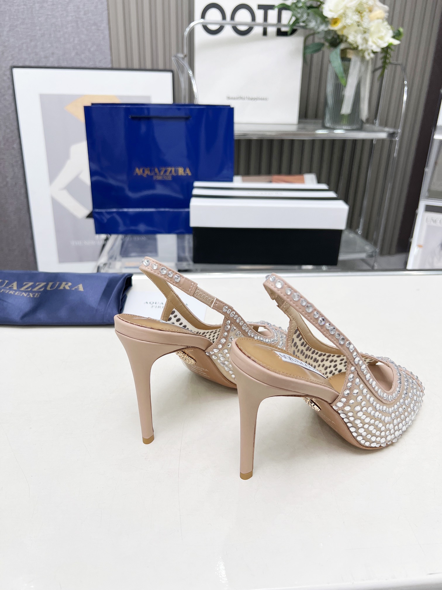 ⬆️23687-AQUAZZURA-799 gallery