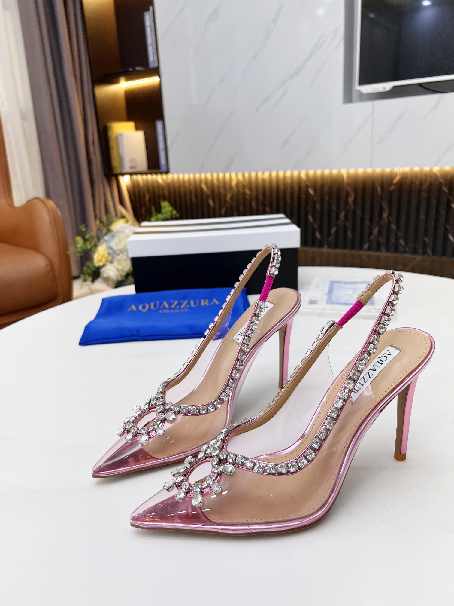 ⬆️23687-AQUAZZURA-799 gallery