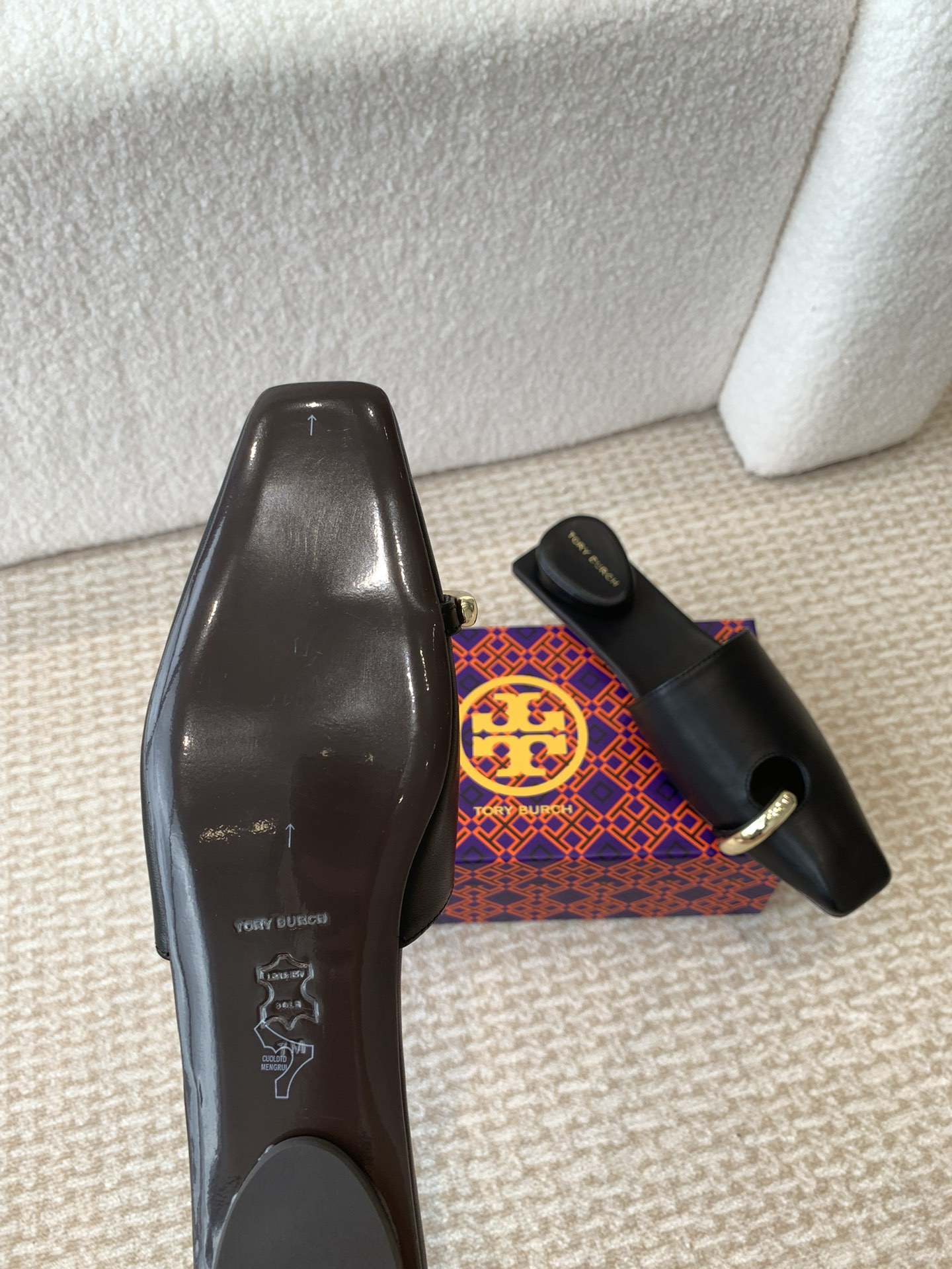 ⬆️23713-Tory Burch-888 gallery