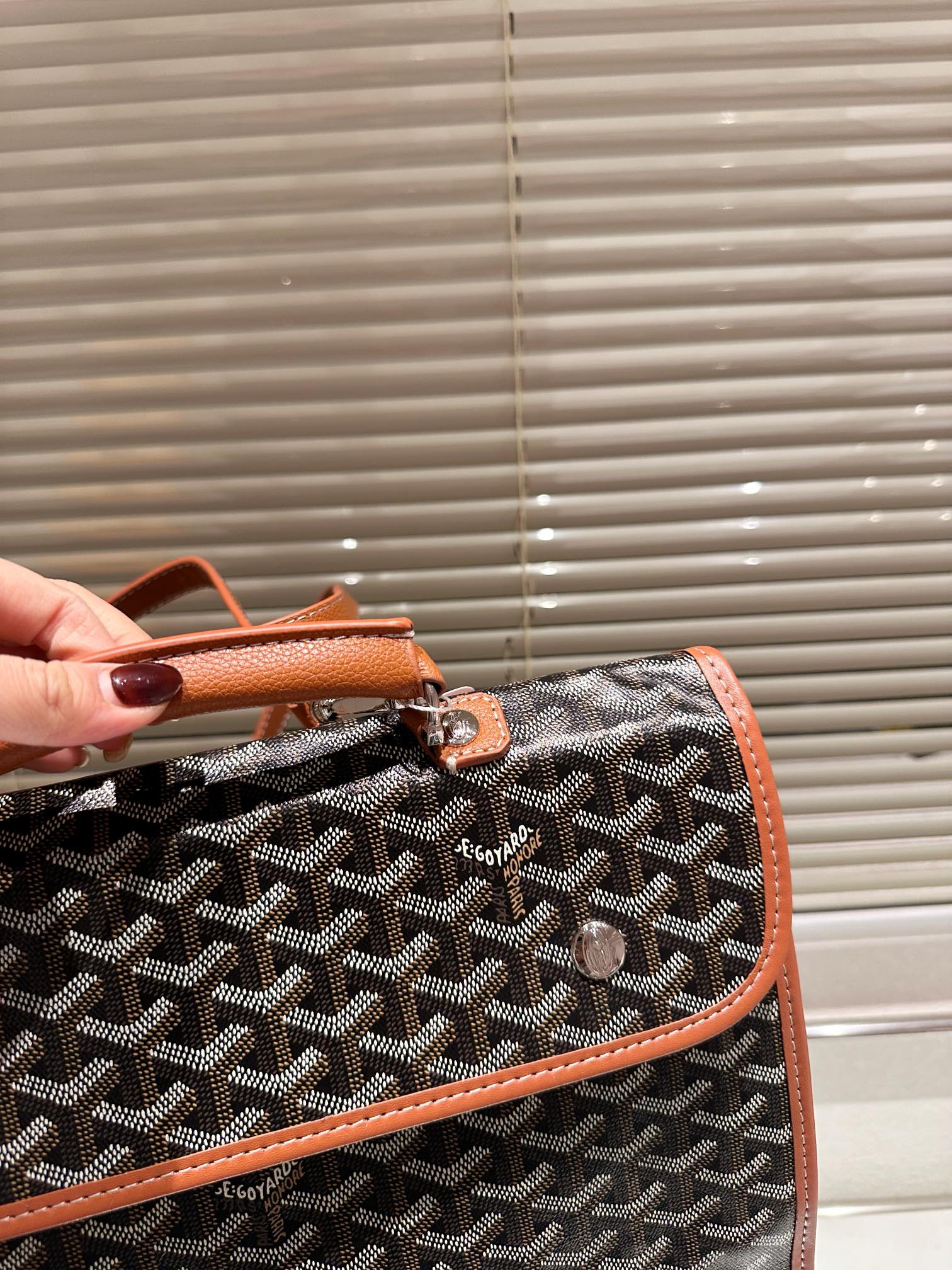 ⬆️23746- GOYARD -588 gallery