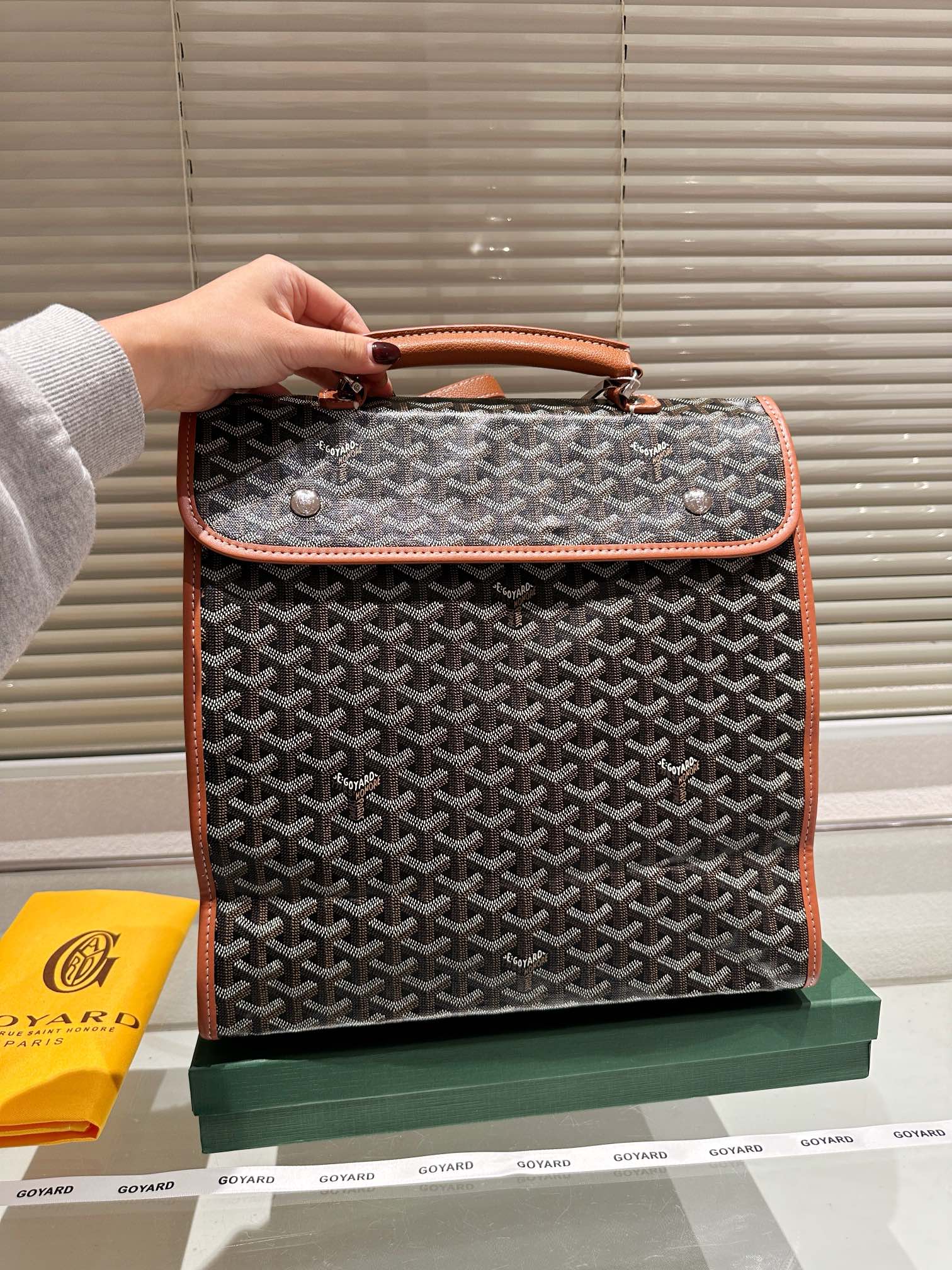 ⬆️23746- GOYARD -588 gallery