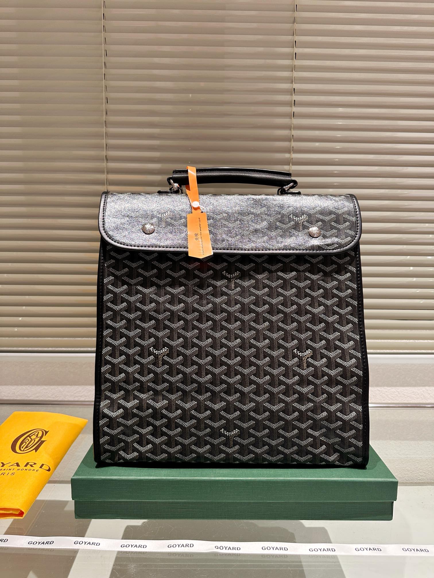 ⬆️23746- GOYARD -588 gallery