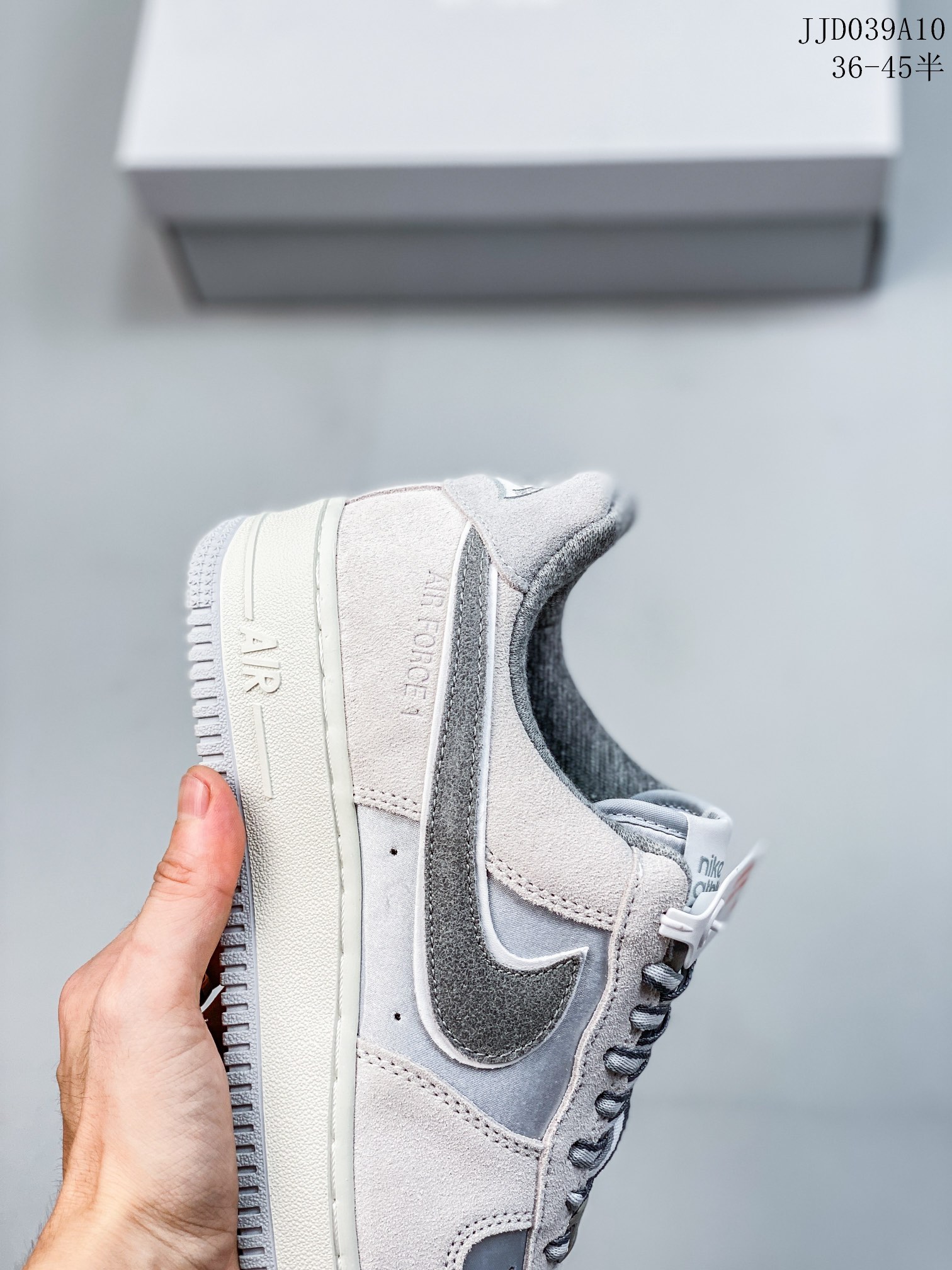 ⬆️23758-NIKE-425 gallery