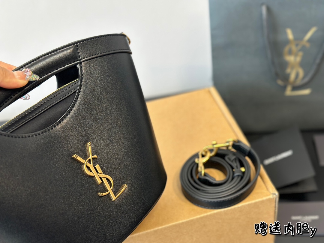 ⬆️23863-YSL-435 gallery