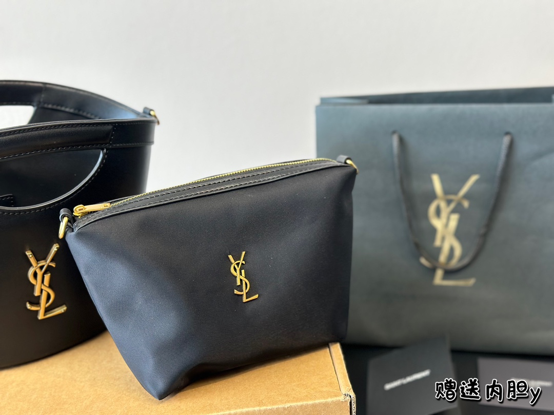 ⬆️23863-YSL-435 gallery