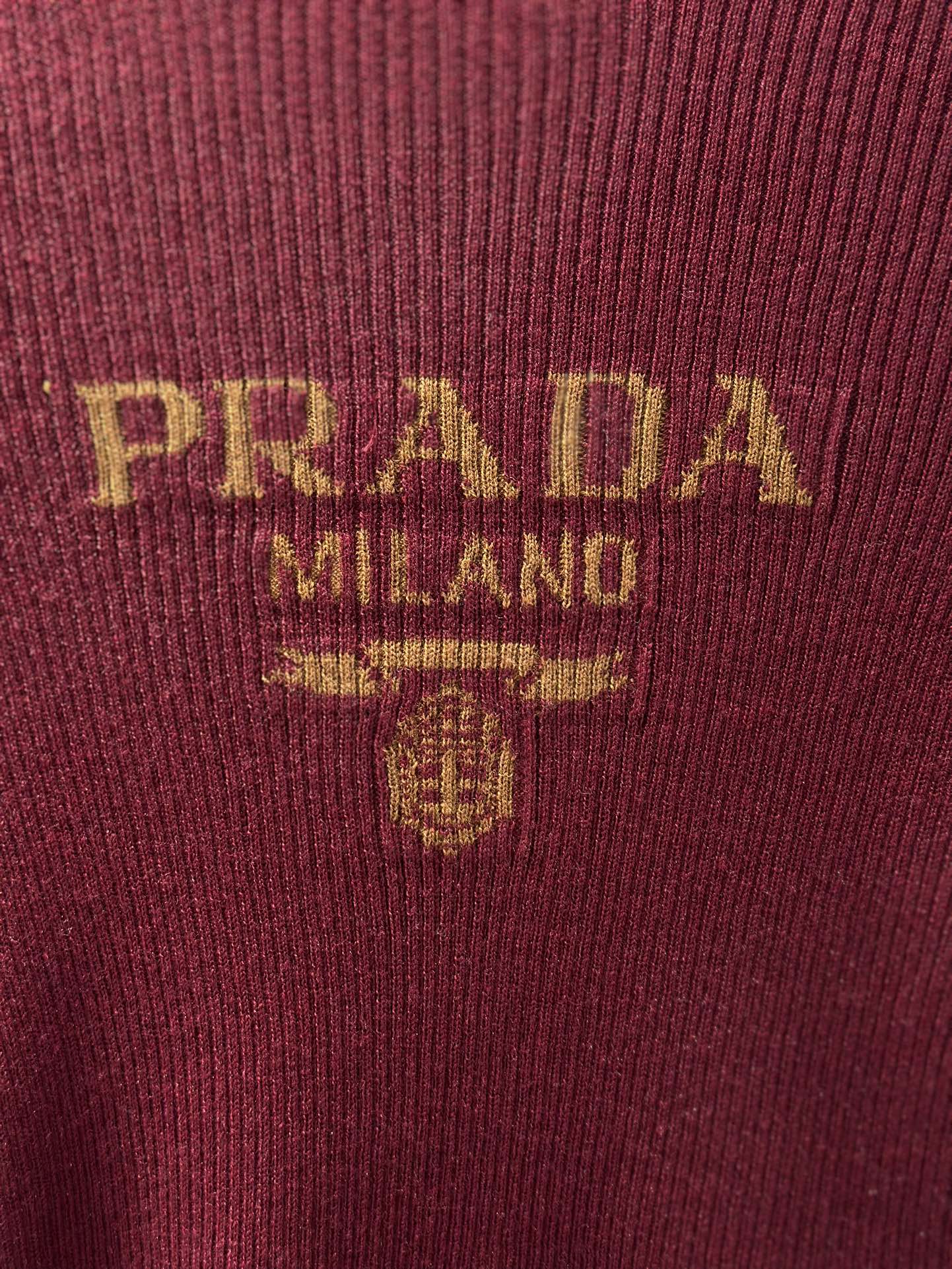 ⬆️23917-Prada-319 gallery