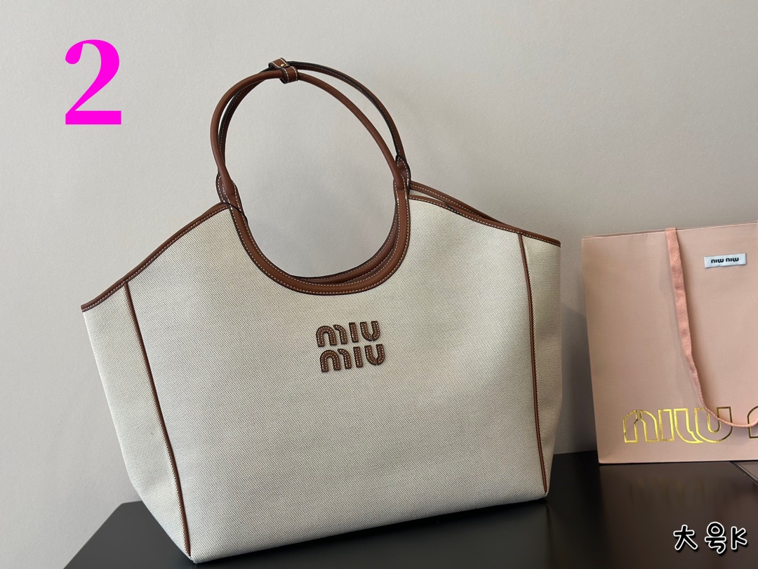 ⬆️23927-miumiu-688 gallery