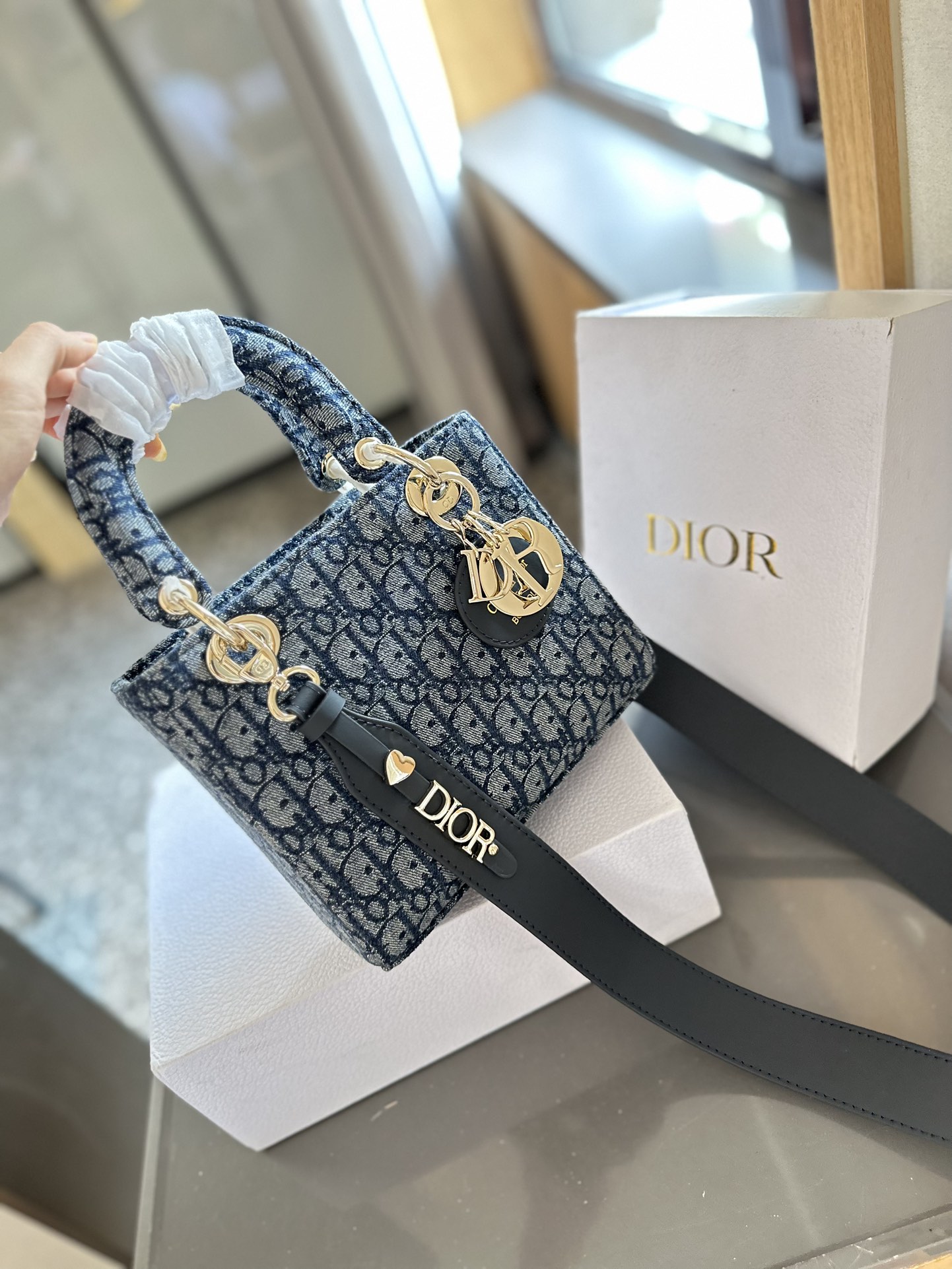 😀23967-DIOR-555 gallery