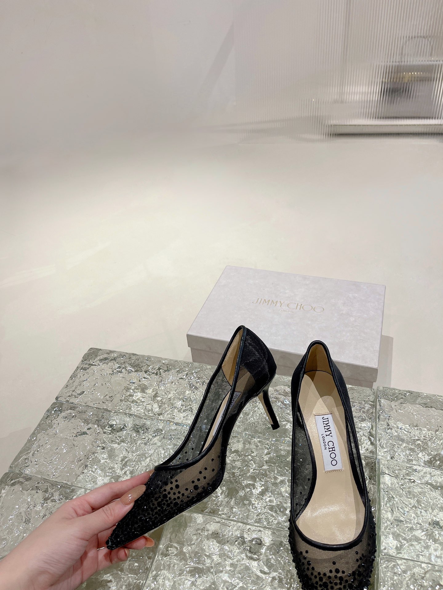 😀23983-jimmy choo-805 gallery