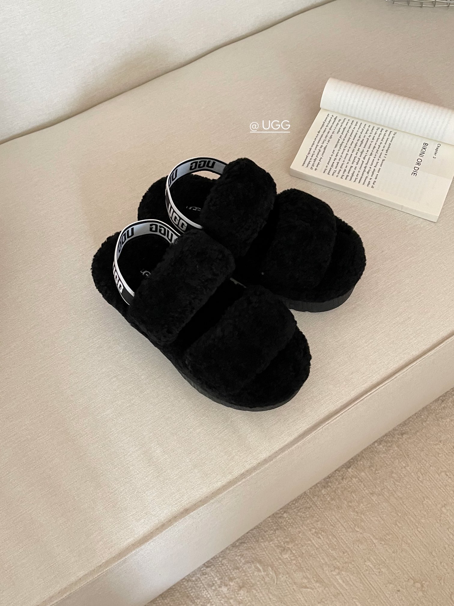 ⬆️23998-UGG-675 gallery