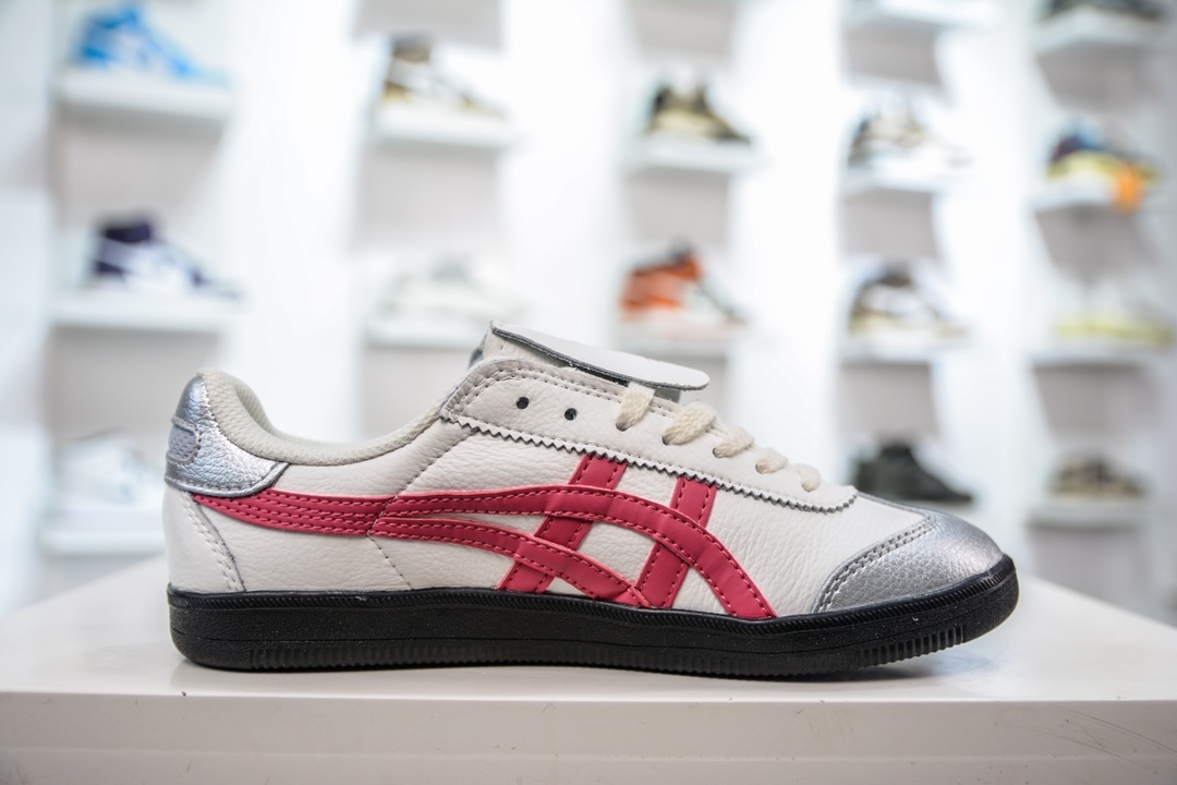 😀24030-Asics-480 gallery