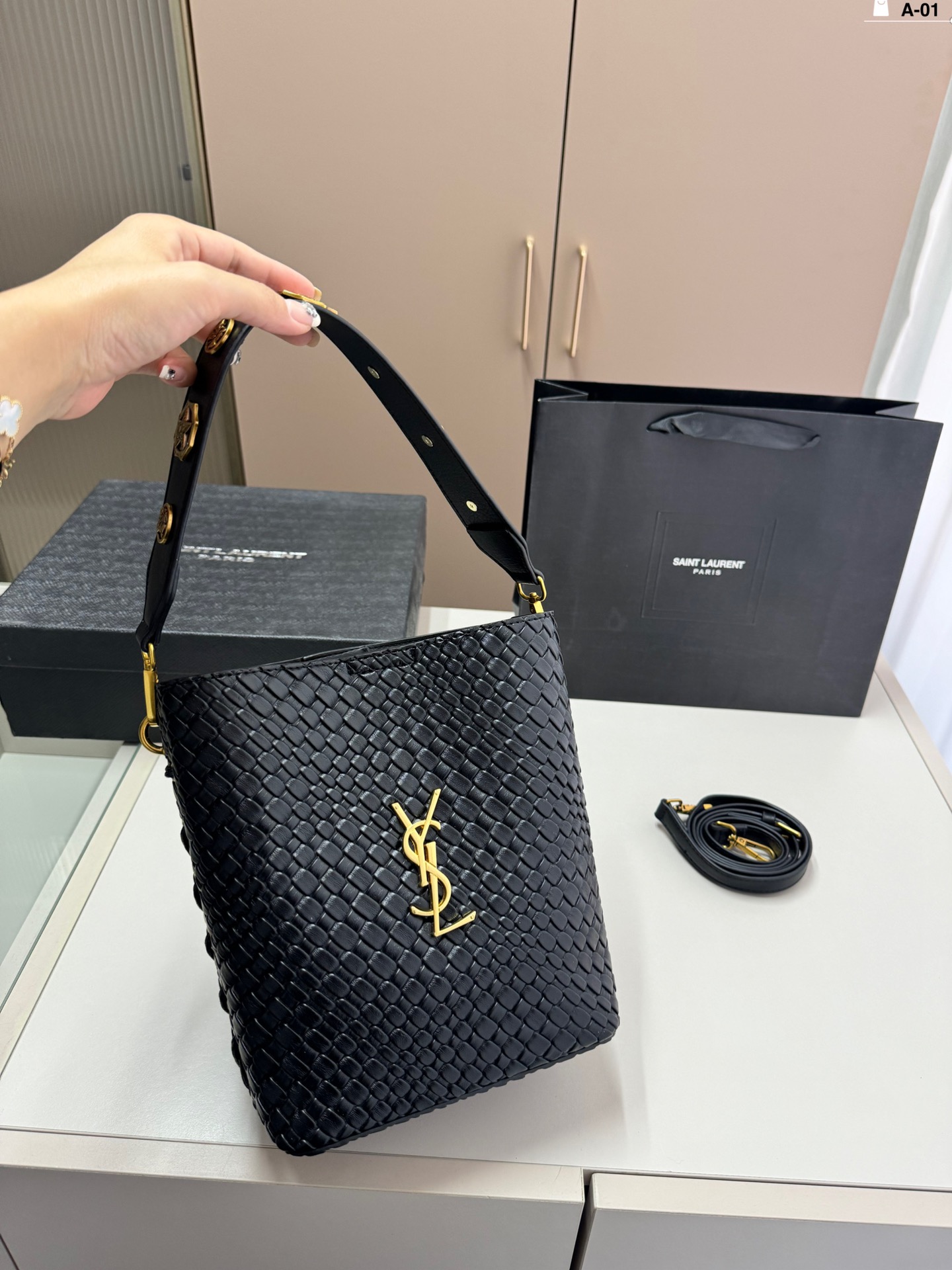 😀24038-YSL-425 gallery