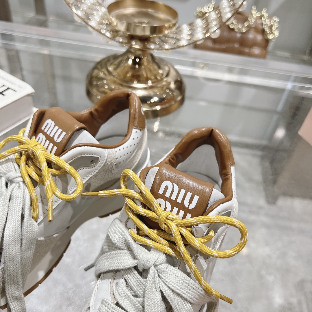 ⬆️24040-MIUMIU-810 gallery