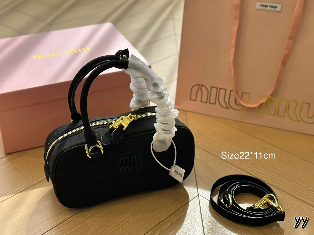 ⬆️24950-MIUMIU-489 gallery