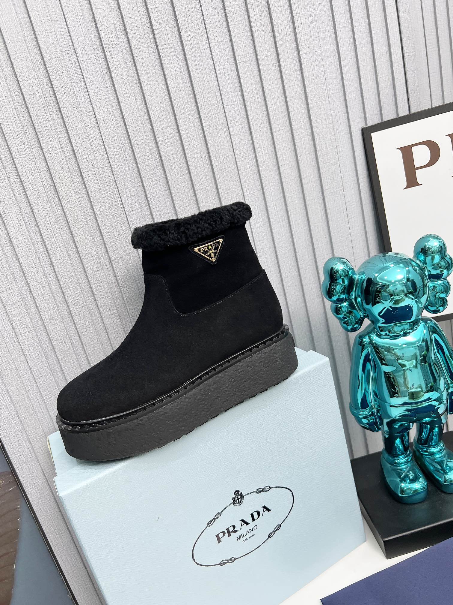 ⬆️24980-Prada-999 gallery