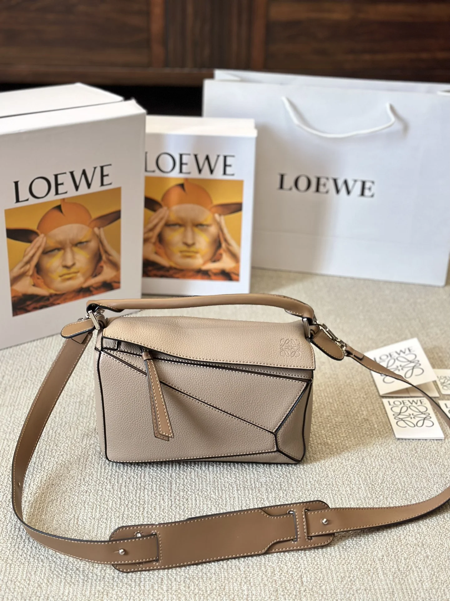 ⬆️24986-Loewe -535 gallery