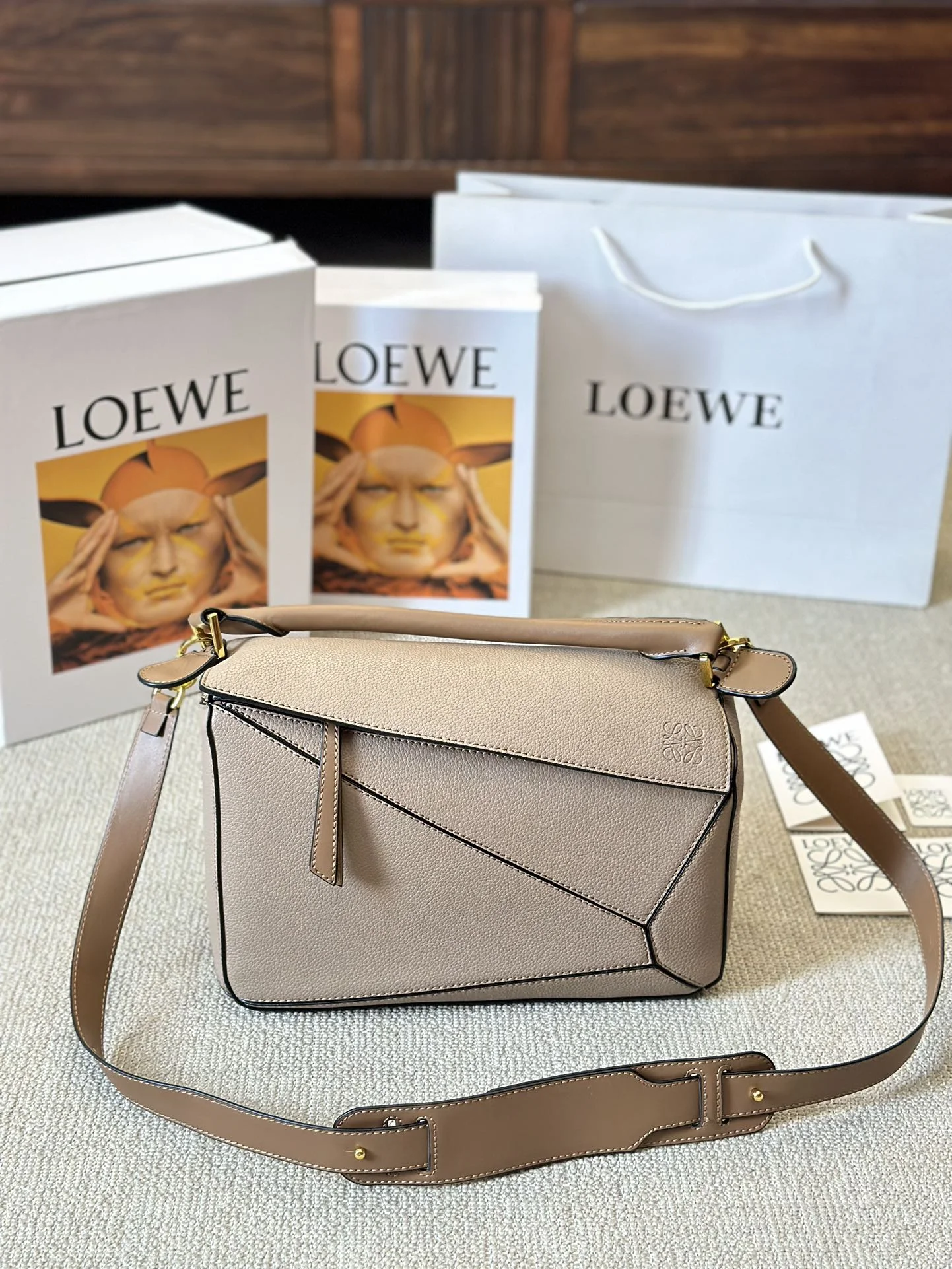 ⬆️24986-Loewe -535 gallery