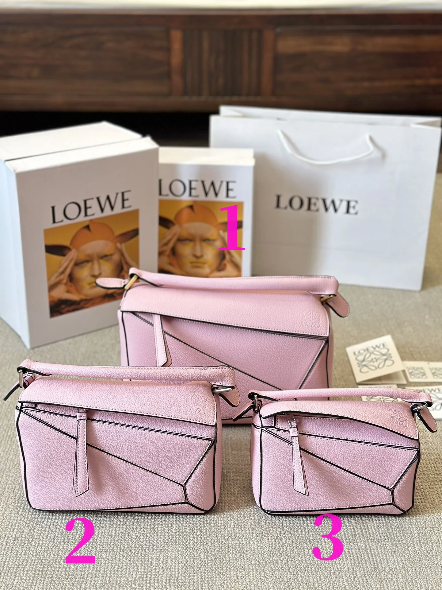 ⬆️24986-Loewe -535 gallery