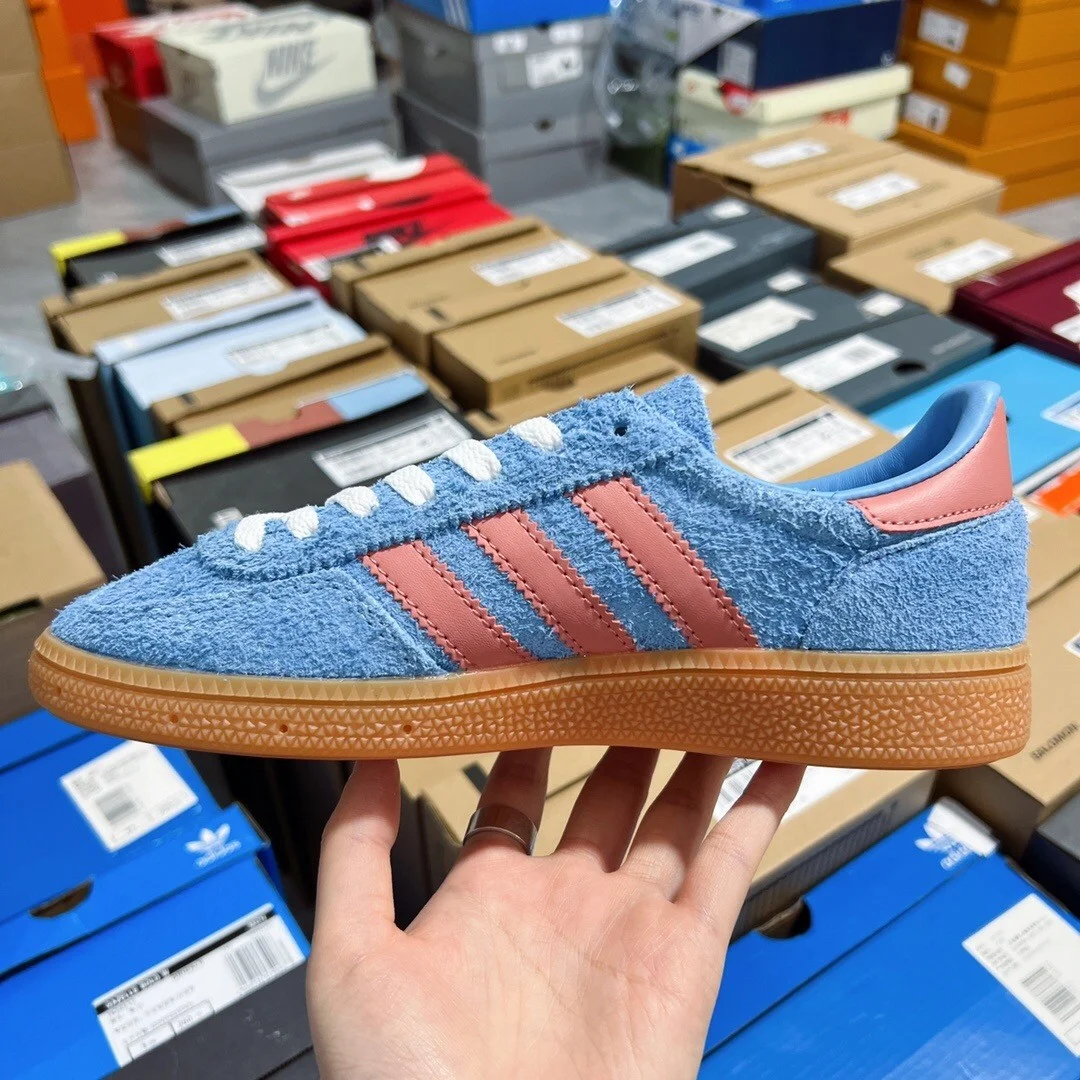 ⬆️24991-Adidas-488 gallery