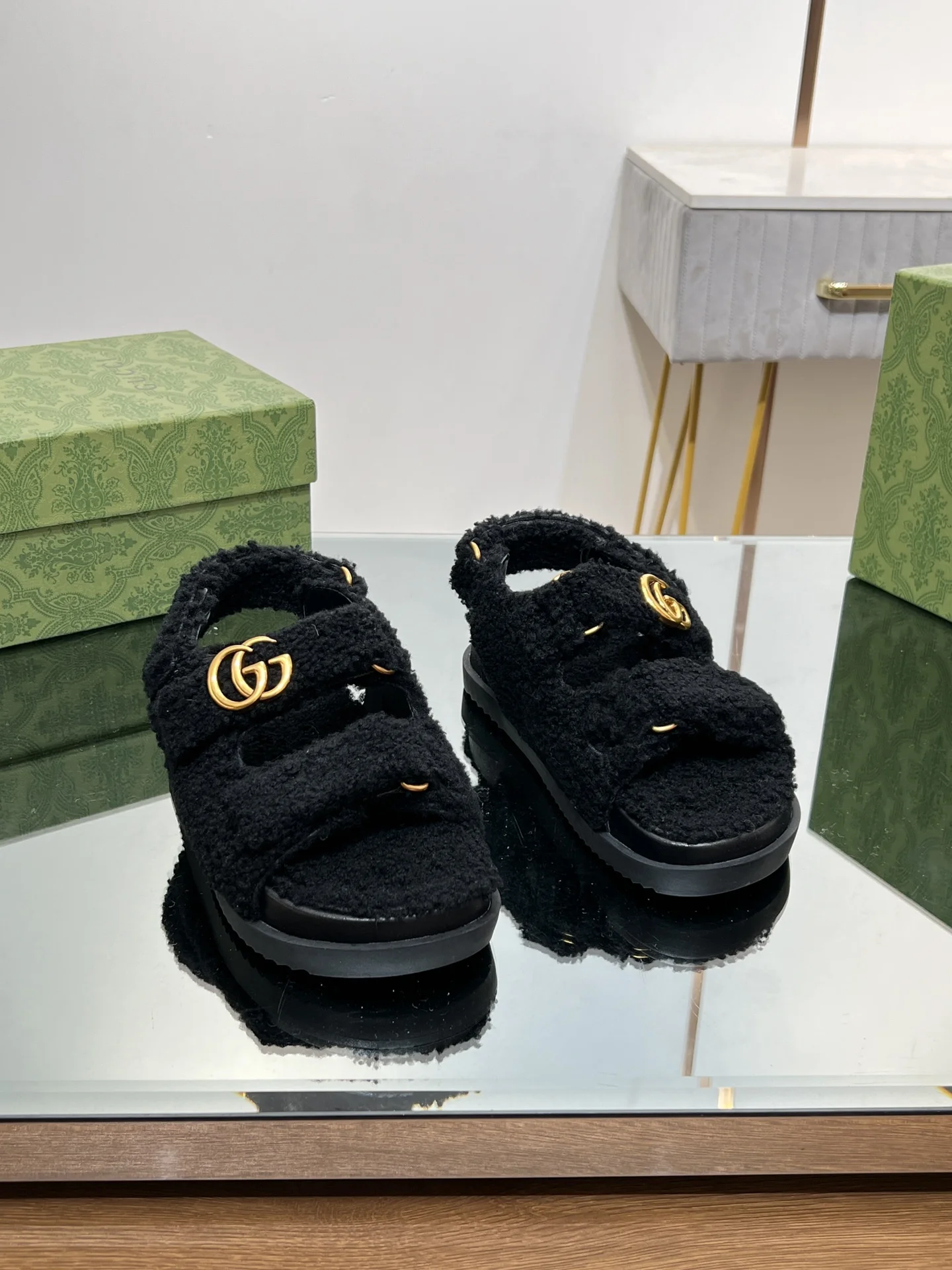 ⬆️24994-Gucci--935 gallery