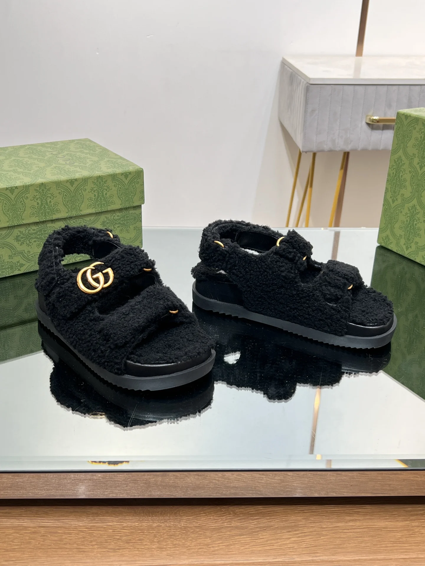 ⬆️24994-Gucci--935 gallery