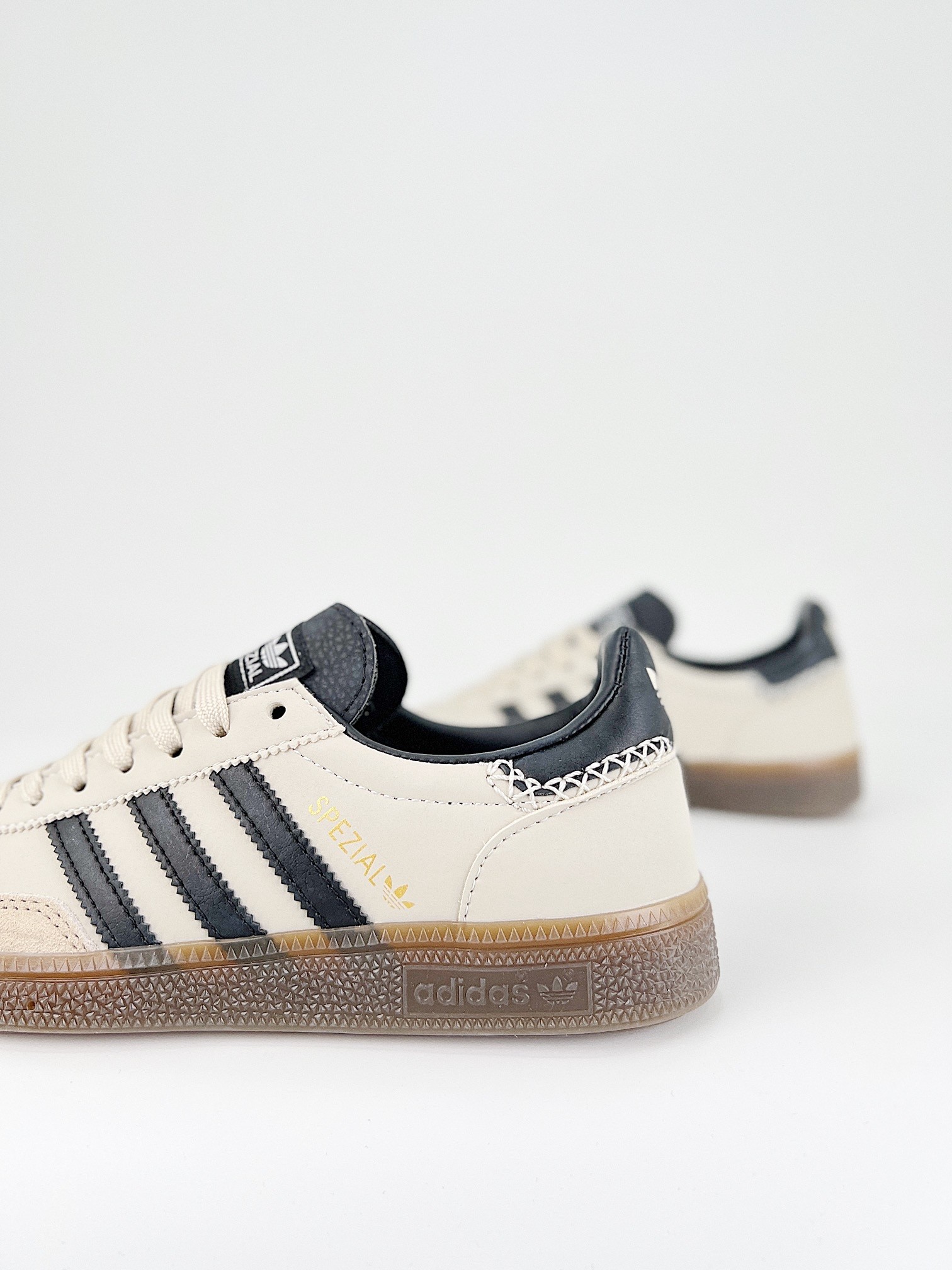 😀25075-Adidas-445 gallery