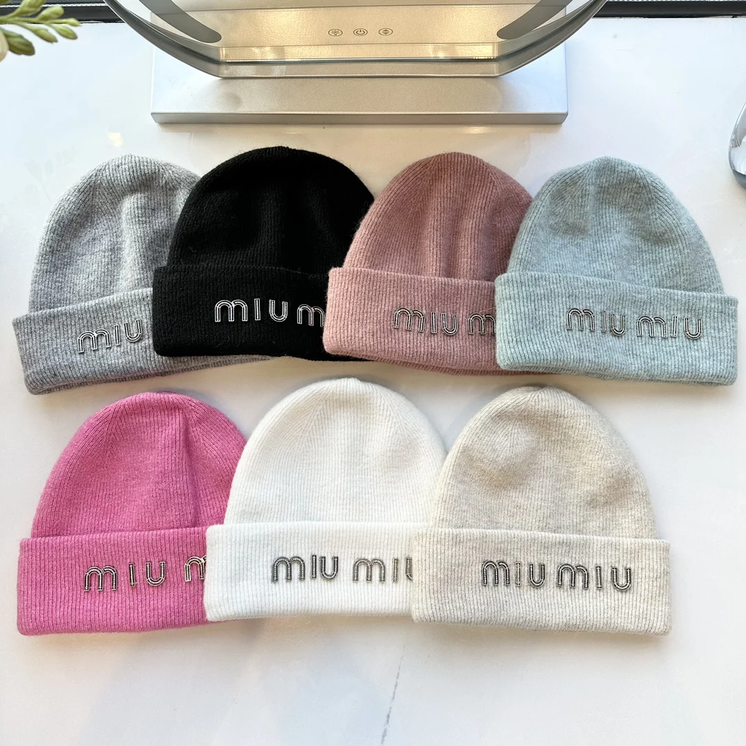 ⬆️25095-miumiu-215 gallery