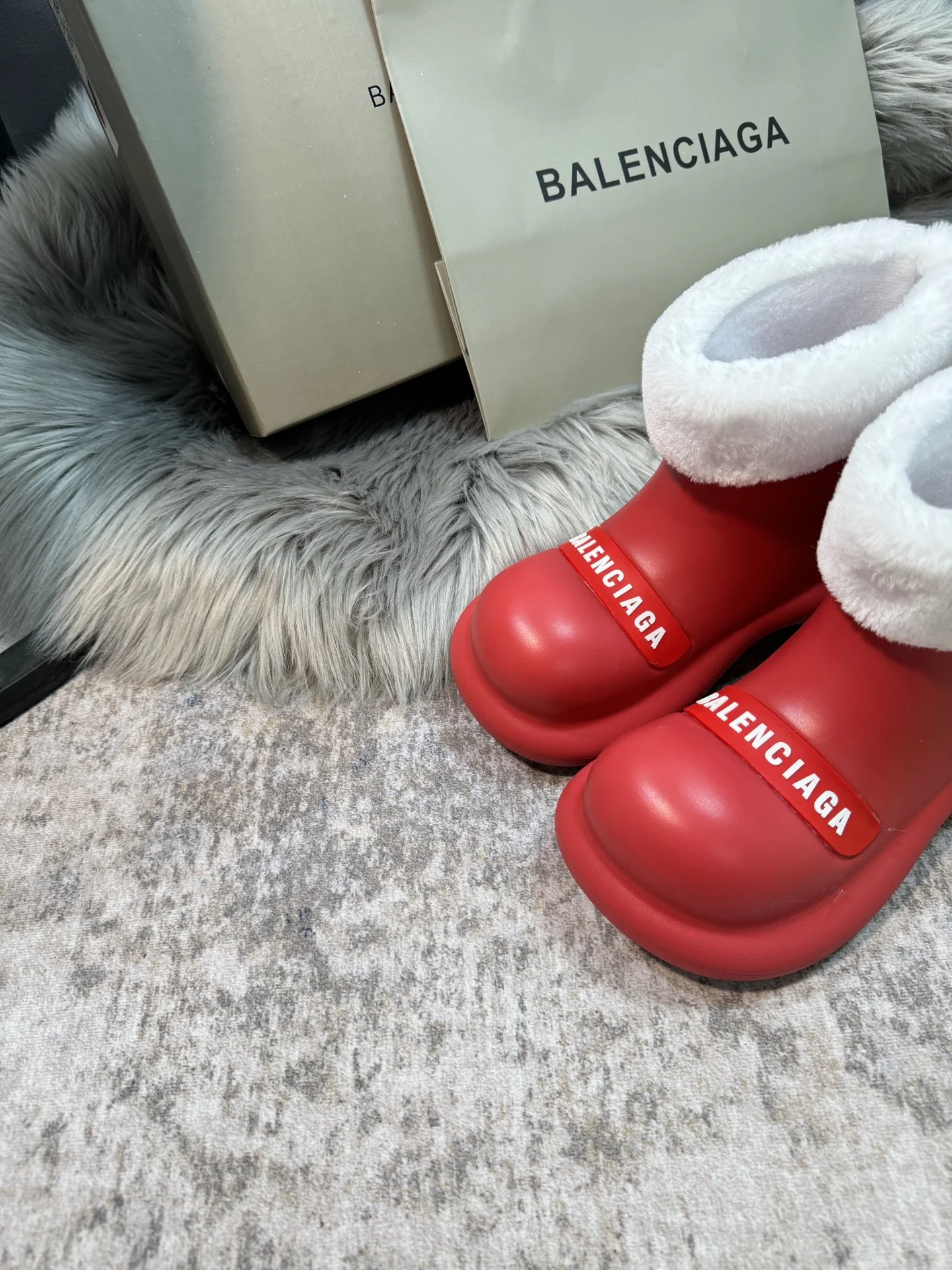 ⬆️25096-Balenciaga-712  发快速 gallery