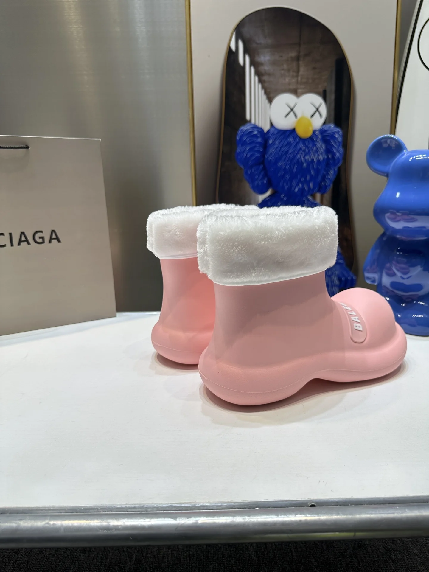 ⬆️25096-Balenciaga-712  发快速 gallery